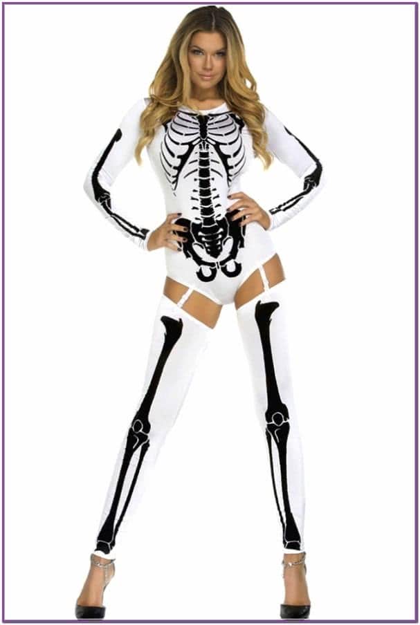 Белый женский костюм скелет